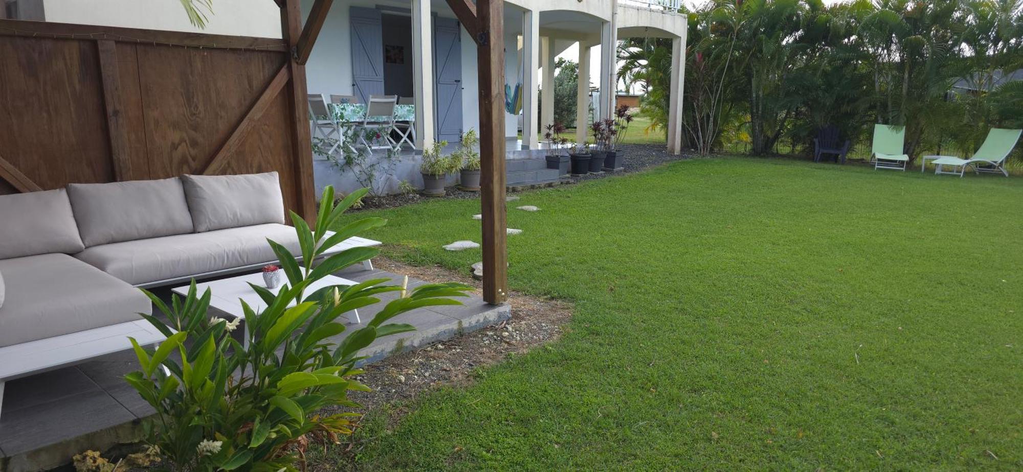 Maison Laurencia - Appartement Au Rez-De-Chaussee Avec Jardin Sainte-Anne  Extérieur photo